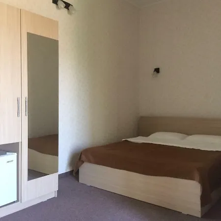 Patricia Konukevi 3*